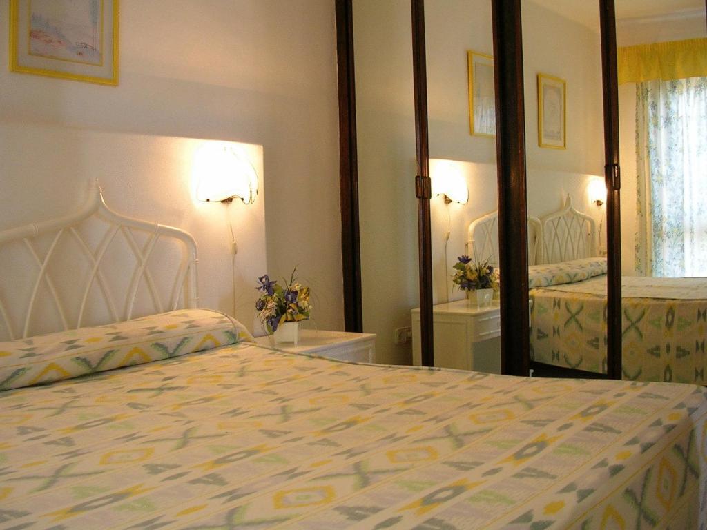 Club Timanfaya Otel